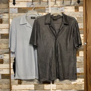 Lot of 2 Men’s XXL Pop Icon Button Shirts